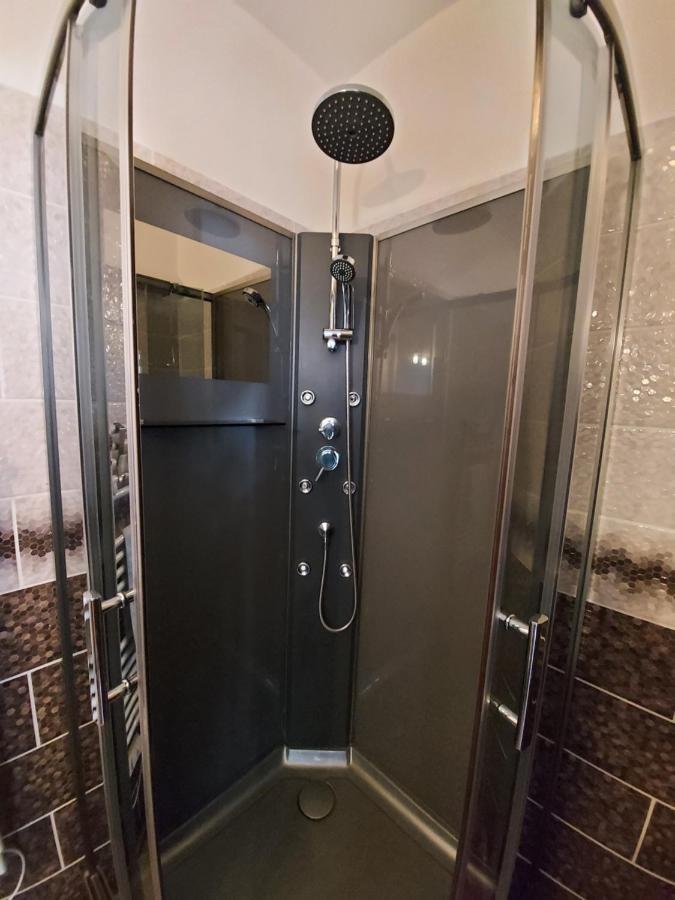 Studio De Charme, Coeur De Vichy, Quartier Calme Ngoại thất bức ảnh